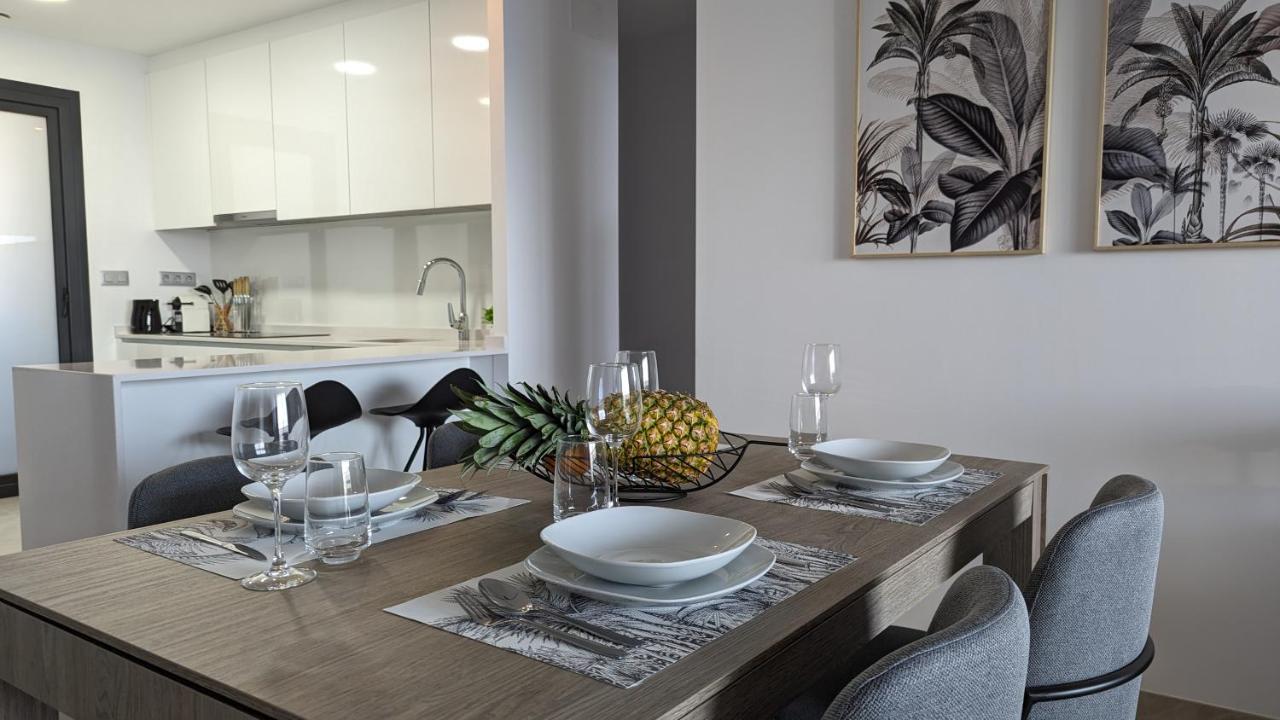 Sunset Cliffs Stylish Apartment Μπένιντορμ Εξωτερικό φωτογραφία