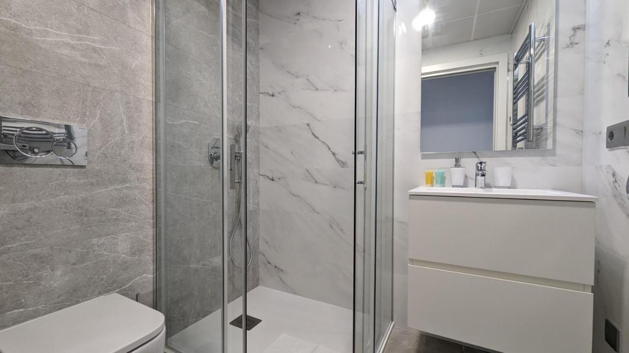 Sunset Cliffs Stylish Apartment Μπένιντορμ Εξωτερικό φωτογραφία