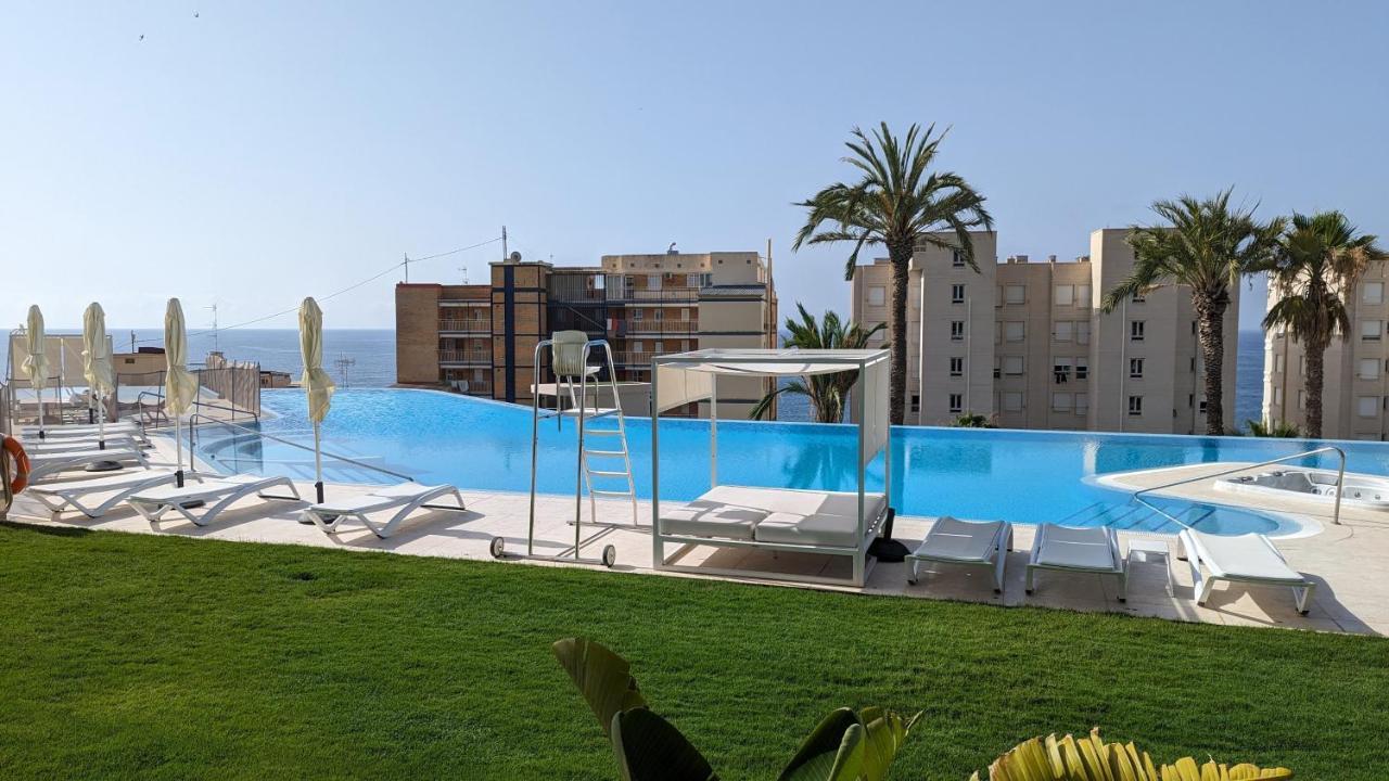 Sunset Cliffs Stylish Apartment Μπένιντορμ Εξωτερικό φωτογραφία