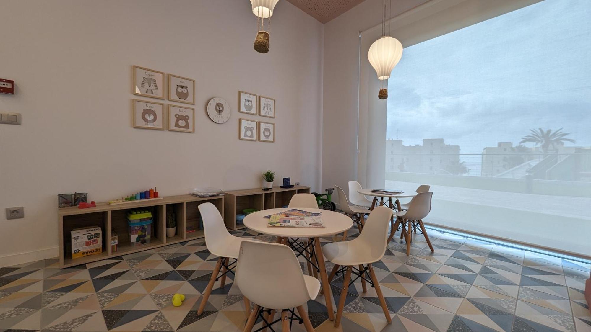 Sunset Cliffs Stylish Apartment Μπένιντορμ Εξωτερικό φωτογραφία